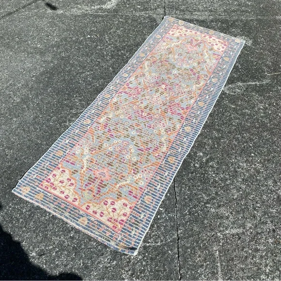 ANTHROPOLOGIE Floral Boho Rug Runner - Picture 1 of 6